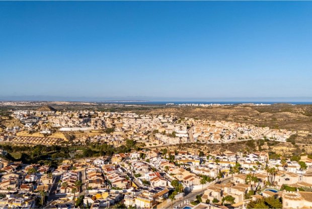 Image No.10-4 Bed Villa for sale