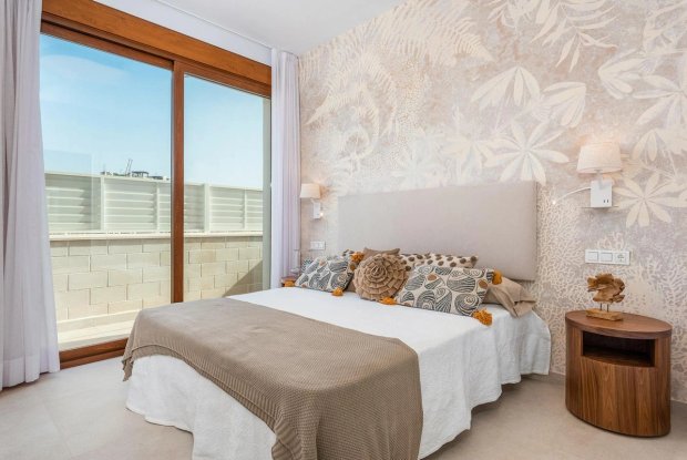 Image No.12-3 Bed Villa for sale