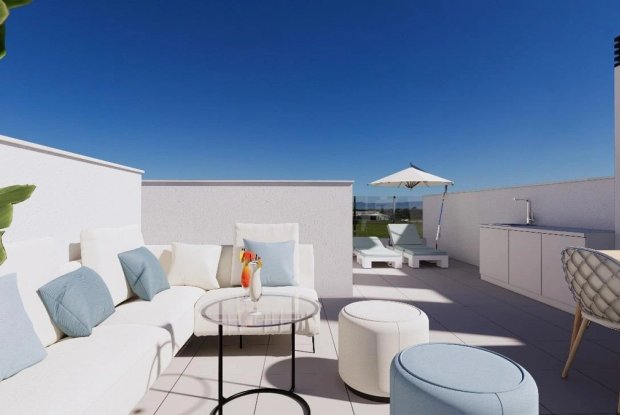 Image No.6-3 Bed Townhouse for sale