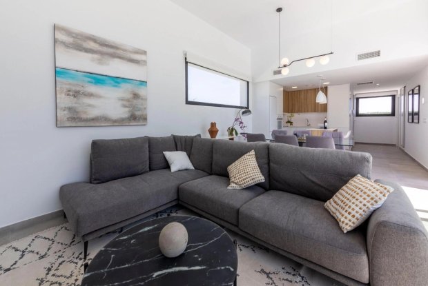 Image No.9-3 Bed Villa for sale