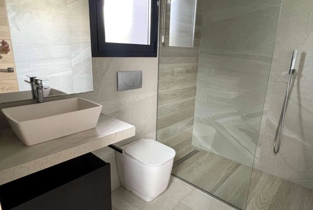 Image No.20-3 Bed Villa for sale