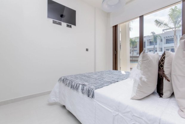 Image No.16-3 Bed Apartment for sale
