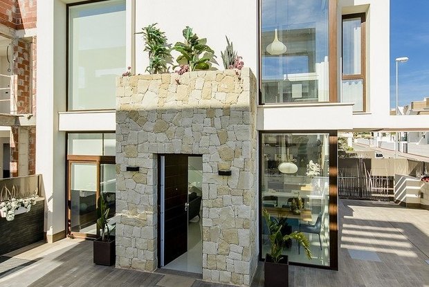 Image No.5-3 Bed Villa for sale