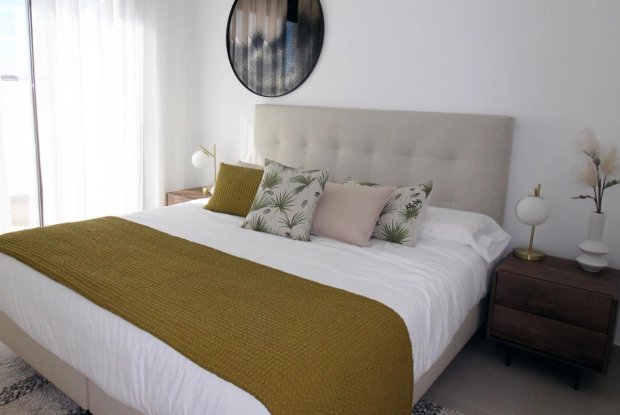Image No.19-3 Bed Townhouse for sale