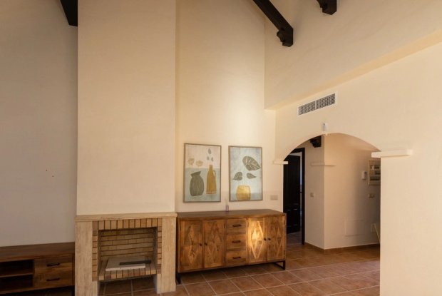 Image No.17-3 Bed Villa for sale
