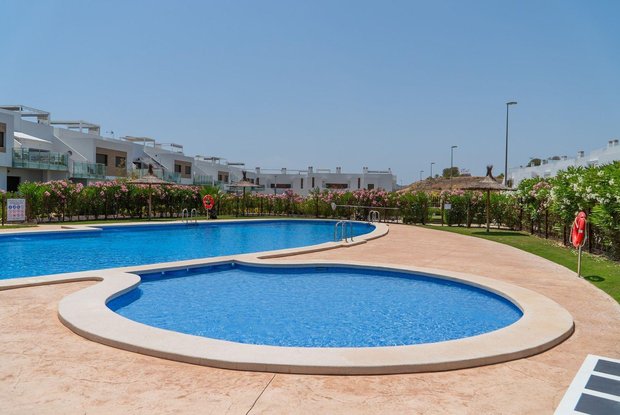 Image No.2-2 Bed Bungalow for sale