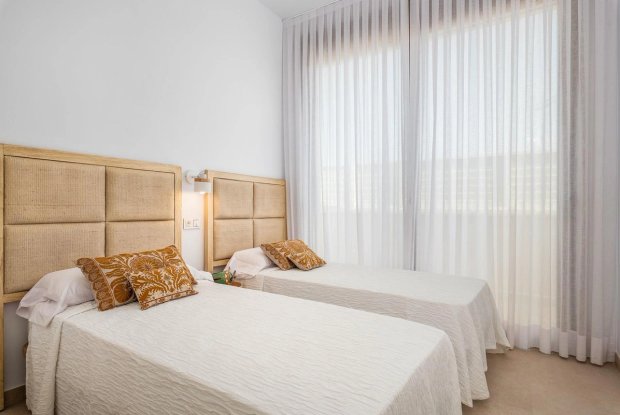 Image No.16-2 Bed Villa for sale