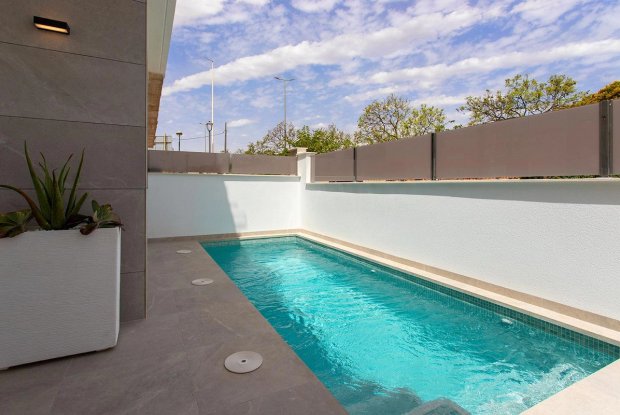 Image No.9-3 Bed Townhouse for sale
