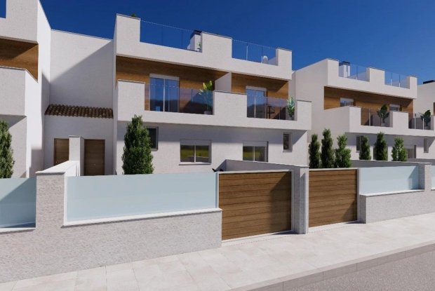 Image No.18-3 Bed Townhouse for sale