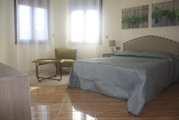 Image No.11-3 Bed Villa for sale