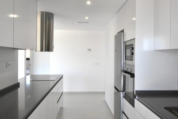 Image No.12-3 Bed Apartment for sale