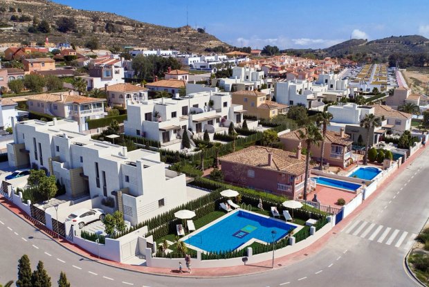 Image No.5-3 Bed Villa for sale