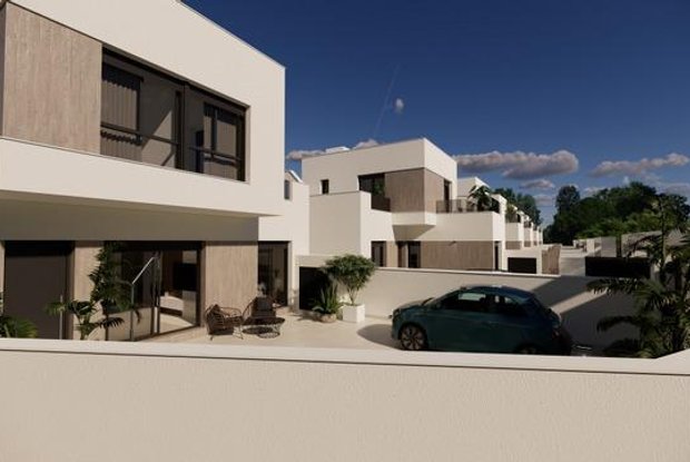 Image No.10-3 Bed Villa for sale