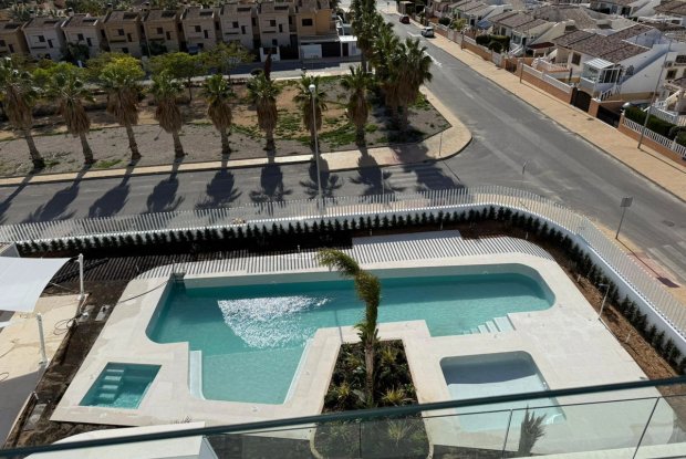 Image No.4-Appartement de 2 chambres à vendre à Orihuela Costa