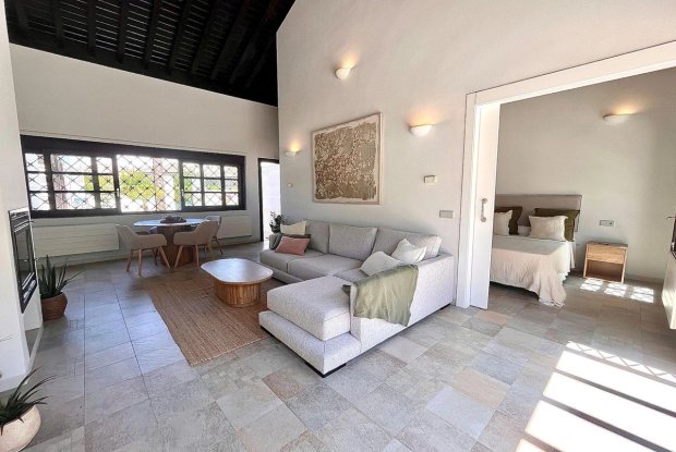 Image No.7-2 Bed Townhouse for sale