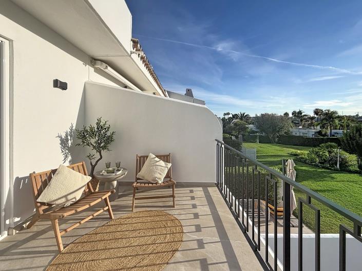 Image No.5-4 Bed Townhouse for sale