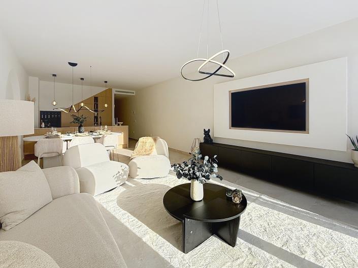 Image No.9-4 Bed Townhouse for sale