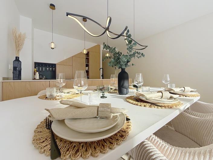 Image No.4-4 Bed Townhouse for sale