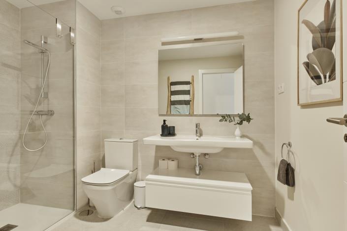 Image No.11-3 Bed Apartment for sale