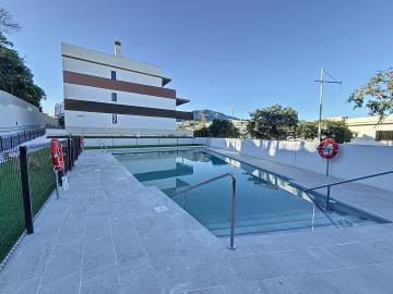 mesas-homes-kristoffer_00001_2f70d34