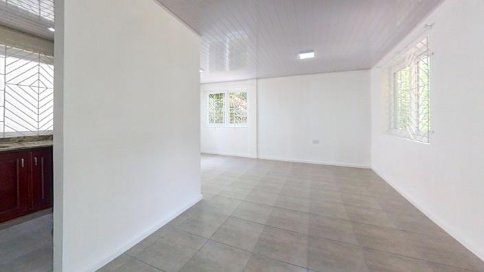 Image No.20-6 Bed Duplex for sale