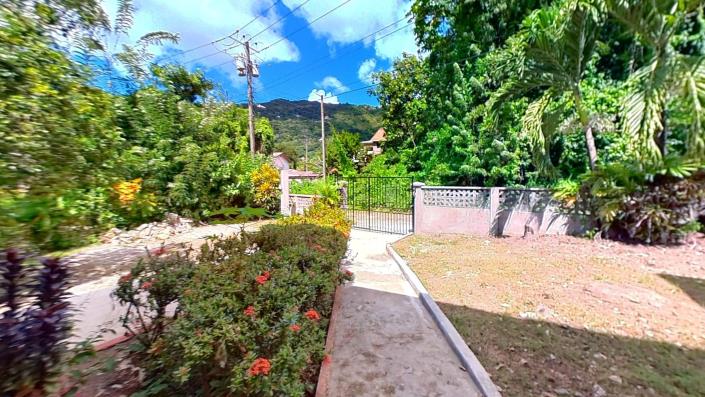 Image No.21-6 Bed Duplex for sale