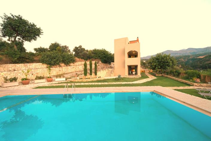 Image No.9-6 Bed Villa for sale