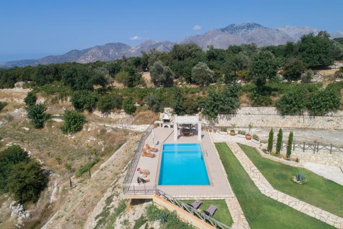 Image No.4-6 Bed Villa for sale