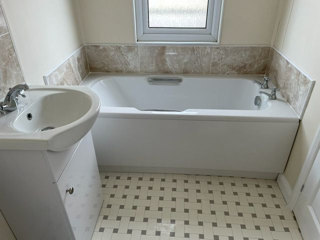 Image No.4-2 Bed Park Home for sale