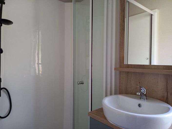 Image No.8-2 Bed Park Home for sale