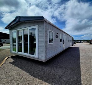 1 - Southport, Park Home