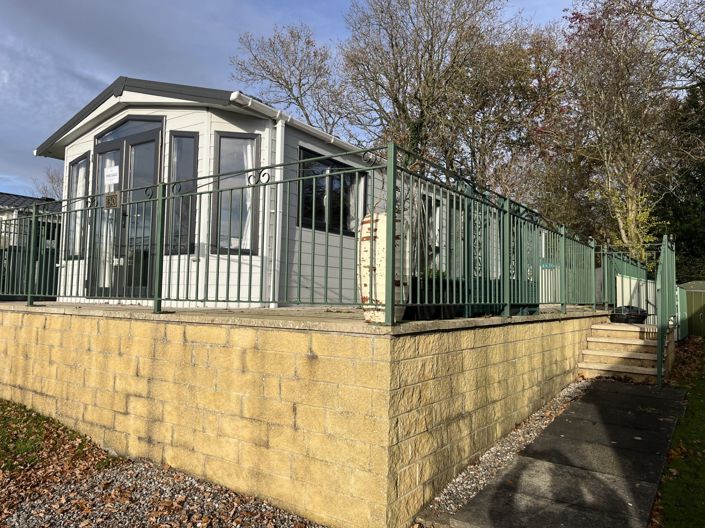 Image No.2-Park Home de 2 chambres à vendre à Leeds