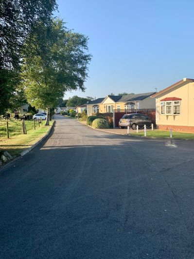 Image No.4-Park Home de 2 chambres à vendre à Wilmslow