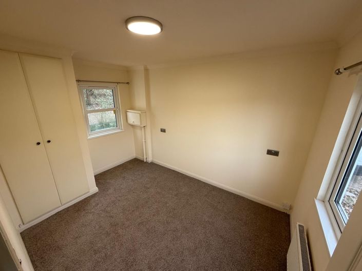 Image No.11-2 Bed Park Home for sale