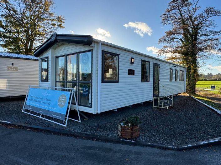 Image No.4-3 Bed Park Home for sale