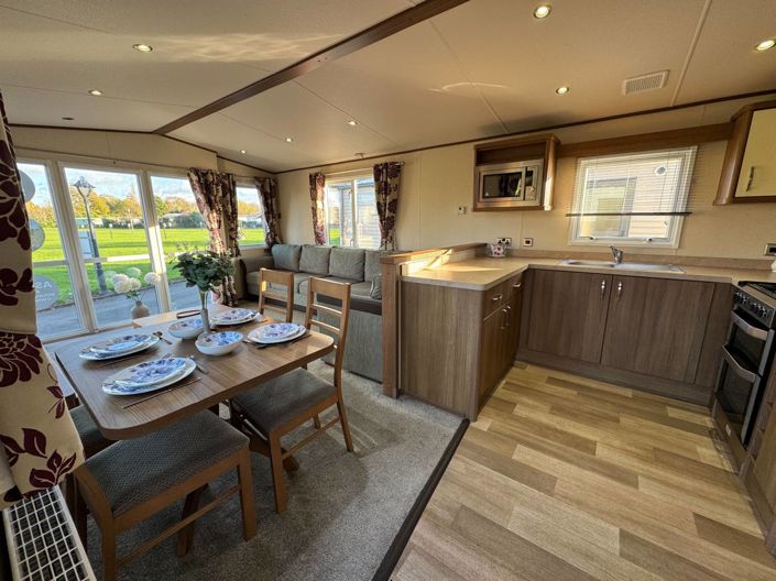 Image No.5-3 Bed Park Home for sale