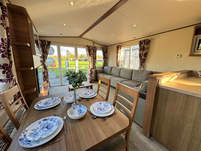 Image No.7-3 Bed Park Home for sale