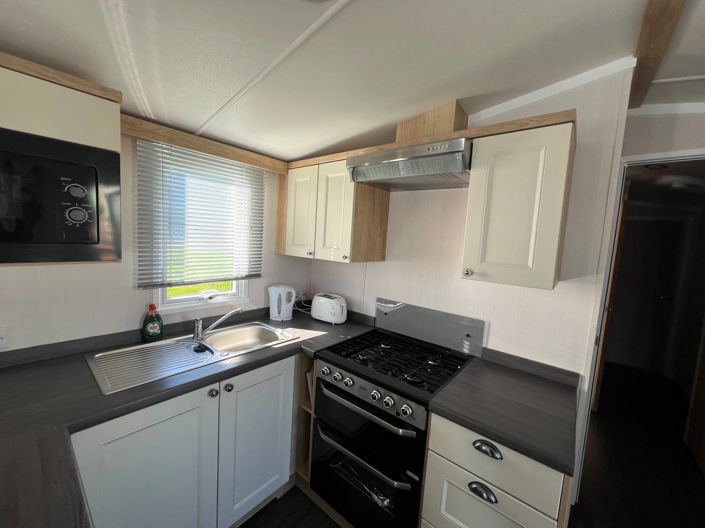 Image No.6-3 Bed Park Home for sale