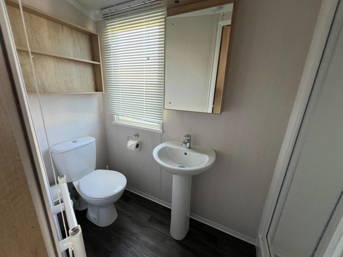 Image No.7-3 Bed Park Home for sale