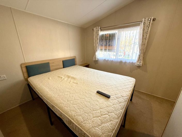 Image No.8-2 Bed Park Home for sale