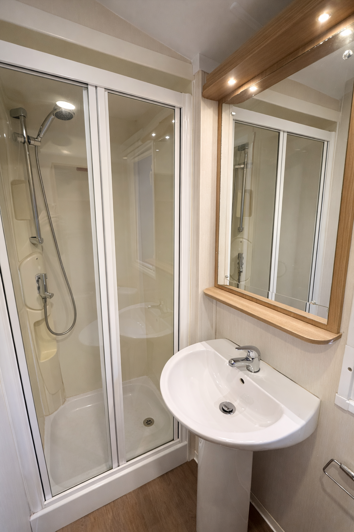 Image No.11-2 Bed Park Home for sale