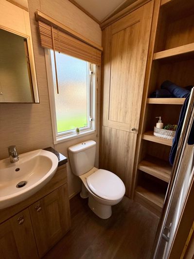 Image No.17-3 Bed Park Home for sale