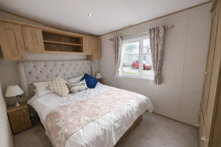 Image No.4-3 Bed Park Home for sale