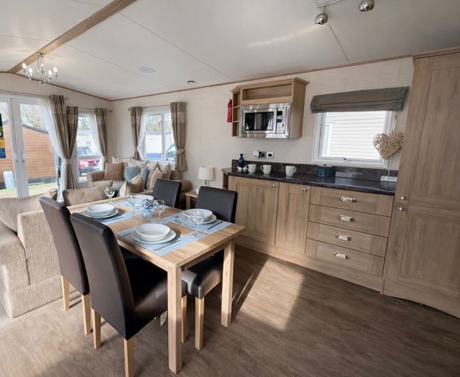 Image No.6-3 Bed Park Home for sale