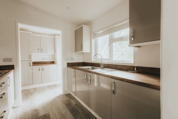 Image No.4-2 Bed Park Home for sale