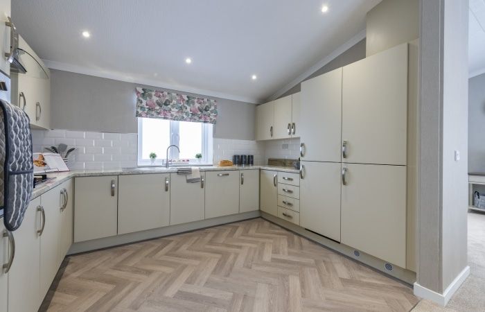 Image No.17-2 Bed Park Home for sale