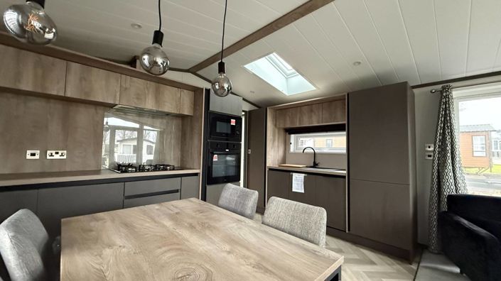 Image No.4-2 Bed Park Home for sale