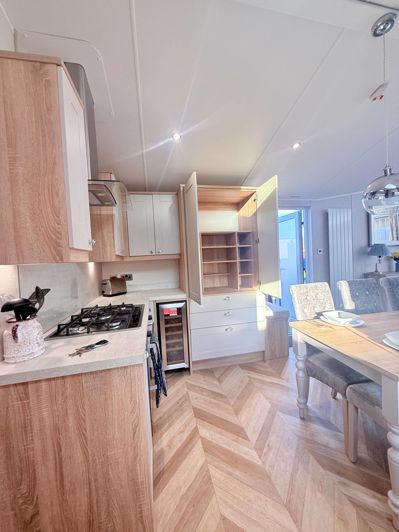 Image No.4-3 Bed Park Home for sale