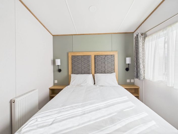 Image No.9-2 Bed Park Home for sale