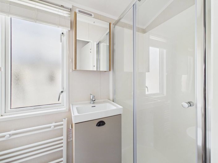 Image No.11-2 Bed Park Home for sale